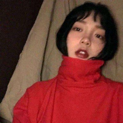 qq非主流红色头像