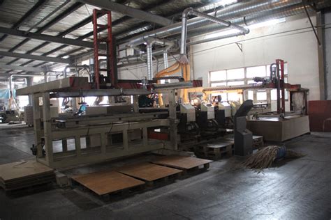滁州市三星木业有限公司 欧美雅格地板 新奥地板 森帝龙地板