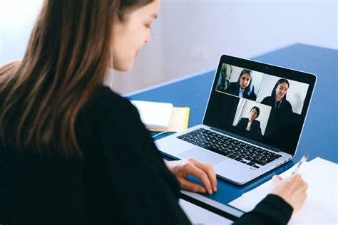 How to make your Zoom meetings more secure - The Parallax