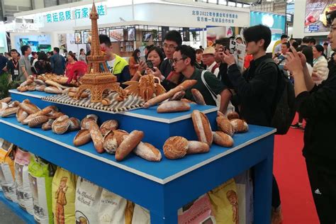 与桃李面包、元祖食品对垒，乐尚国际将全产业链引入烘焙领域！