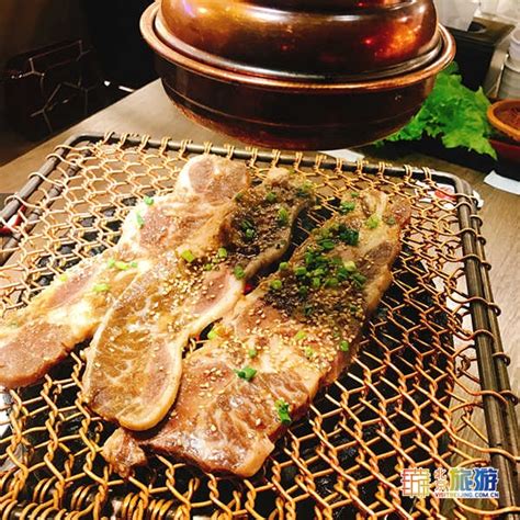 火炉火韩式炭火烤肉 品味韩式火锅的魅力