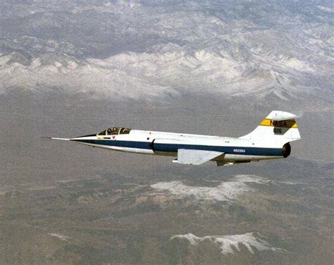 F-104战斗机（绰号：“星式战斗机”、“寡妇制造机”、“有人导弹”、“飞行棺材”、“寡妇制造者”）_1135637_领贤网