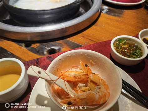 广州城区目前天河区可以堂食，但人也是比较稀疏，比平时少很多……__财经头条