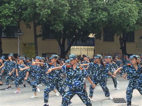 剑戳在身上疼不疼？好的击剑服堪比防弹衣_记者连线_2019专题_长江网_cjn.cn