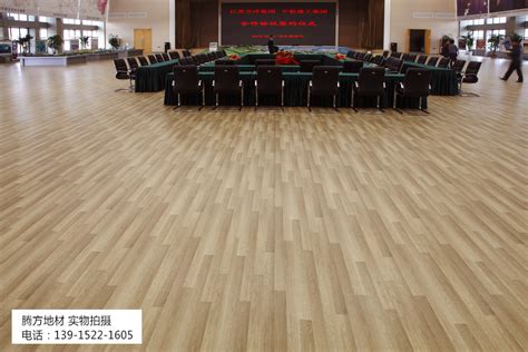 PVC石塑地板生产线，SPC地板设备-青岛睿杰塑料机械有限公司