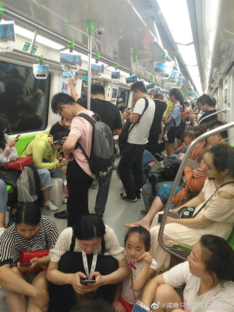 南京地铁突发故障：长江底下被困30分钟-南京,地铁,故障,长江, ——快科技(驱动之家旗下媒体)--科技改变未来