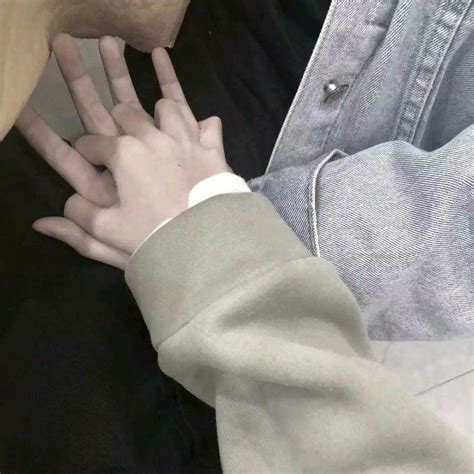 情侣牵手非主流头像
