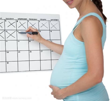 女子怀孕6个月被婆婆要求打胎，得知事情缘由后怒了：她也怀孕了_手机新浪网