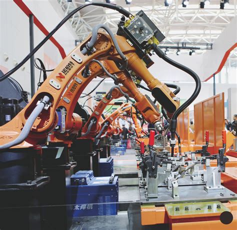 工业机器人在金属成型机床的四大应用-绍兴艾普乐自动化科技有限公司