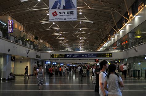 中国最大的机场，平均49秒起降一架次飞机，一天起降飞机1660架次|首都国际机场|起降|航站楼_新浪新闻
