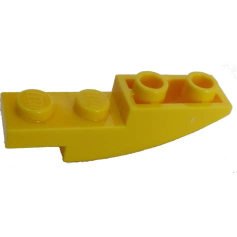 LEGO Yellow Slope 1 x 4 Curved Inverted (13547) | Brick Owl - LEGO ...
