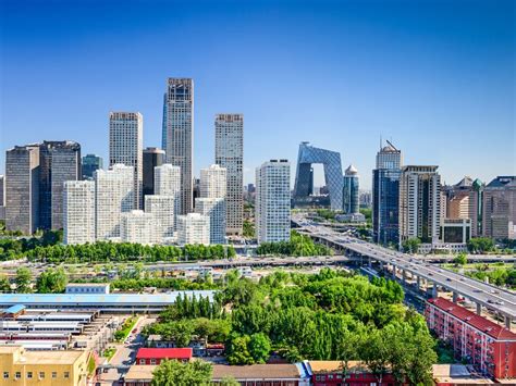 北京网约车'燃油车禁入'消息突撤，协会紧急澄清信息源未核实 北京网约车新规 燃油车禁入 网约车新能源化 巡游网约融合 出租车电动化补贴 网约车司机 二手网约车市场 绿牌车 第1张