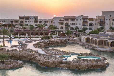 Kempinski Hotel & Residences Palm Jumeirah | Best Hotels in Dubai ...