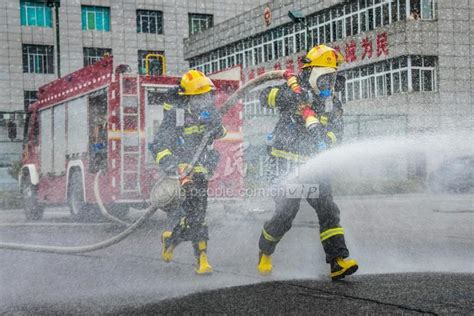 益阳市大通湖区消防救援大队开放消防站 迎来小客人 - 乡村动态 - 乡村振兴 - 华声在线