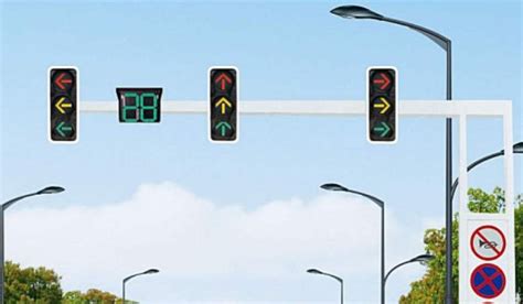 丁字路口红绿灯交通规则图解，丁字路口红灯能直行吗？能右转吗-无敌电动