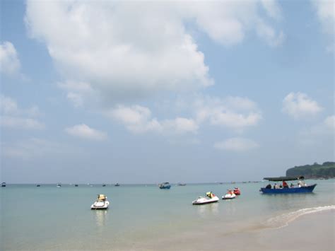 广西北海涠洲岛五彩滩，中国北部湾海域最佳的海上日落观赏地|北部湾|涠洲岛五彩滩|五彩滩_新浪新闻