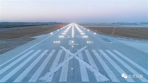 飞行员必须掌握的机场跑道标线含义！