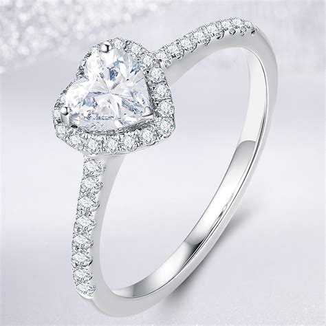 订婚戒指：心形钻石戒指 – 我爱钻石网官网