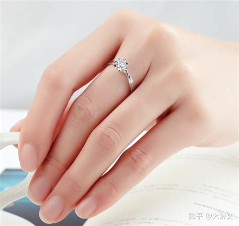 结婚戒指戴在哪只手才是正确的_360新知