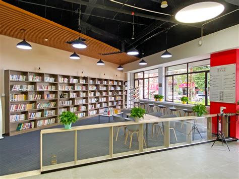天河区图书馆来穗人员服务示范中心分馆：为来穗人员打造学习、阅读和休闲空间