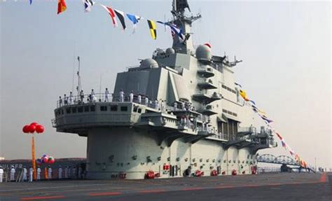 辽宁舰外观宏伟 长300多米 宽70多米_ 视频中国