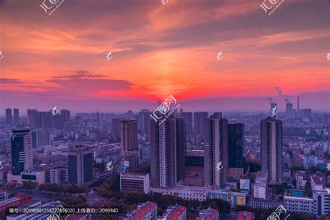 荆门城区日出航拍,天空云彩,自然风景,摄影素材,汇图网www.huitu.com