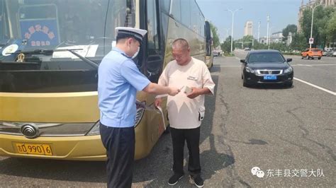 老司机，新司机，今天谁在上海开公交车？_视频 _ 文汇网