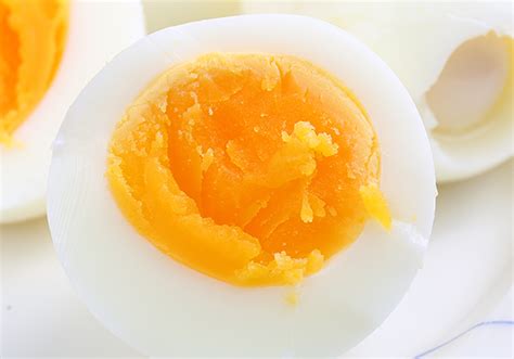 青菜炒鸡蛋，一道减肥美食！还可以补充维生素和蛋白质！_新浪新闻
