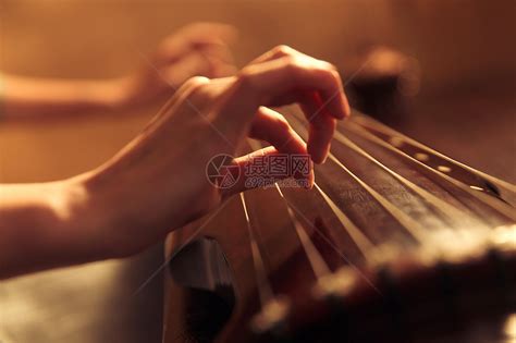 琴弦技能传统文化弹七弦琴高清图片下载-正版图片501983589-摄图网