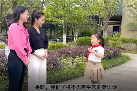 杭州中小学开学第一天 孩子们用这样的方式打开新学期