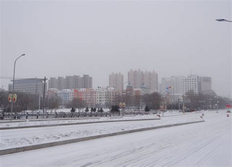 中俄边境城市对比：黑河和海兰泡哪个更发达？|布拉戈维申斯克|黑河|比布_新浪新闻
