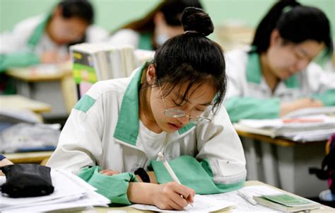 我校同步参加南京市2021届高三第三次模拟考试-南京海卫复读学校（中考复读、高考复读 ）【官方网站】