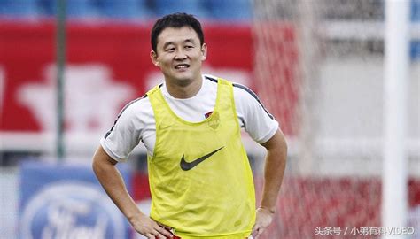 中国足球明星历史排行_中国足球历史十大球星排行榜 中国著名足球球星_中国排行网