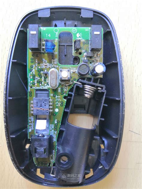 两个老有线滚轮鼠标拆解对比（康柏罗技VS双飞燕） - 拆机乐园 数码之家