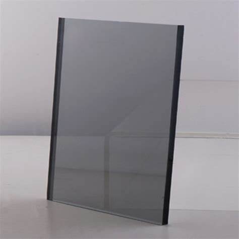 3dmax透明黑玻璃材质怎么调