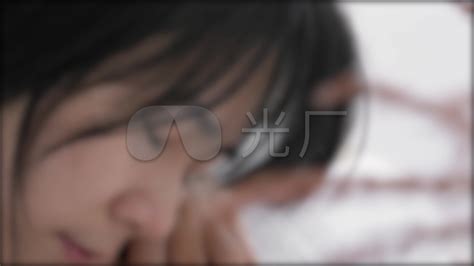 女孩哭泣，伤感流泪_视频素材包下载(编号:4005044)_实拍视频_VJ师网 www.vjshi.com