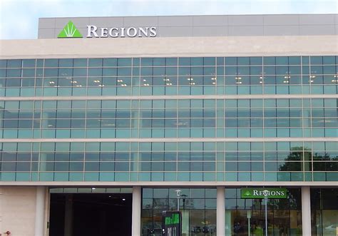 Regions Bank Unveils its Latest Branch of the Future in Houston