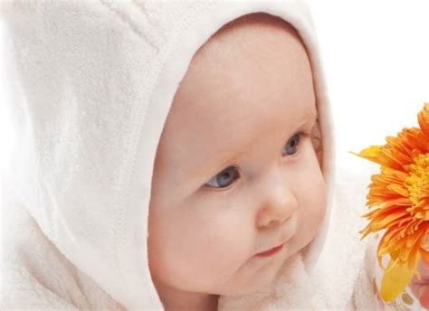 鸡年初生婴儿取名字（推荐600个适合鸡年出生的宝宝名字大全）-幼儿百科-魔术铺