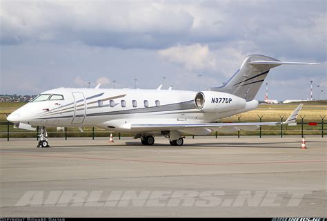 Bombardier Challenger 300 (BD-100-1A10) - Untitled | Aviation Photo ...