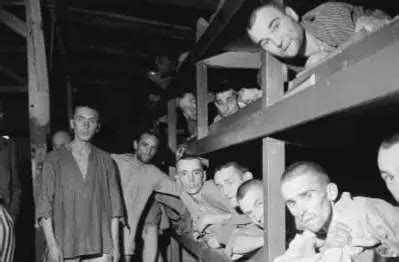 穿条纹睡衣的人们：奥斯维辛集中营下是纳粹惨绝人寰的暴行 - 知乎