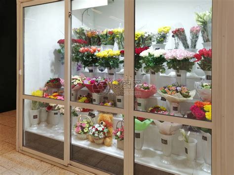 鲜花体验店、自助售卖机……鲜花场景式营销强势来袭__财经头条