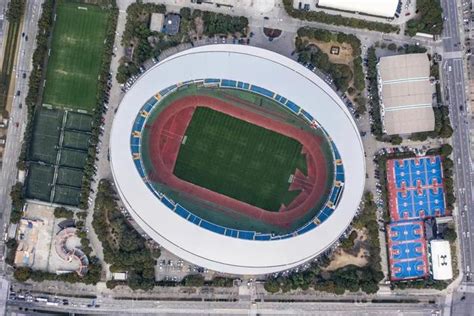 上港新主场正式冠名为“上汽浦东足球场”！上汽、上港、久事联手打造体育文化新地标 - 周到