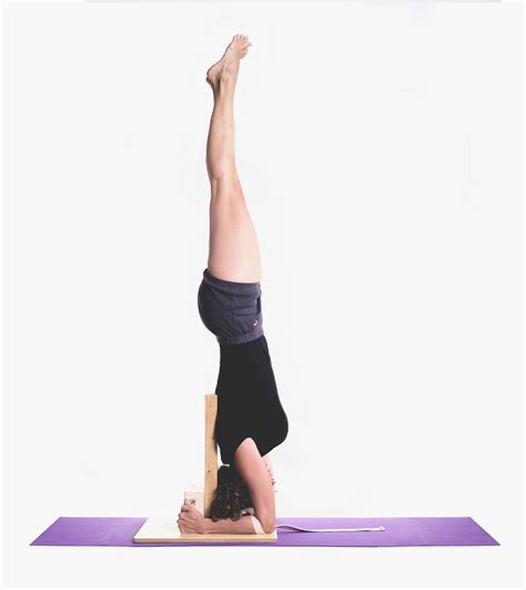 Yoga Tutorial: Pincha Mayurasana - YOGA PRACTICE