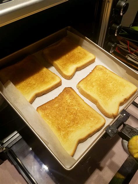 松软香甜的黄油面包卷-东菱烤箱&面包机食谱的做法步骤图 - 君之博客|阳光烘站