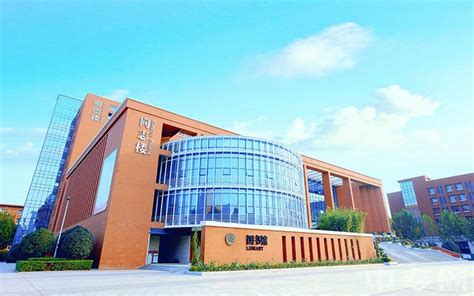 2021郑州市中原区重点小学：伊河路小学与它的分校_工人路