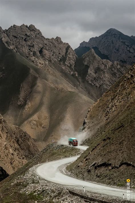 青藏高原上的“门槛” 219国道上的高海拔山口 | 中国国家地理网