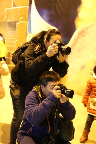 感受摄影的力量 自贡酉阳武隆三地摄影作品暨交流展示活动在自贡“首发”|自贡市|重庆市_新浪新闻