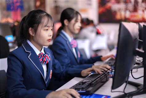 计算机系的什么专业适合女生 女生学什么专业_知秀网
