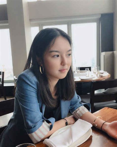 李咏14岁女儿法图麦·李近照 法图麦·李家庭背景个人资料_娱乐新闻_海峡网