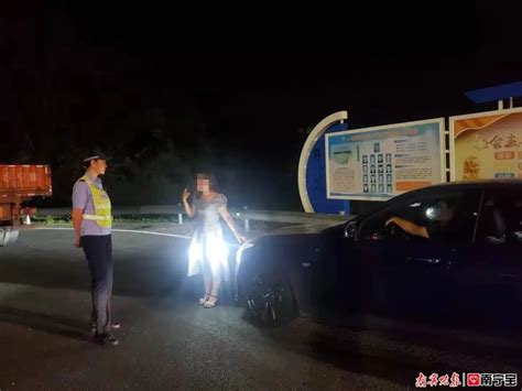 危险！夫妻吵架，丈夫高速路上扔下妻子驾车离去-桂林生活网新闻中心